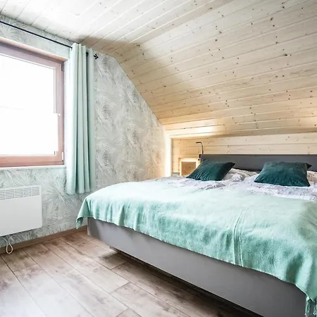 Waldstück Ferienhaus *